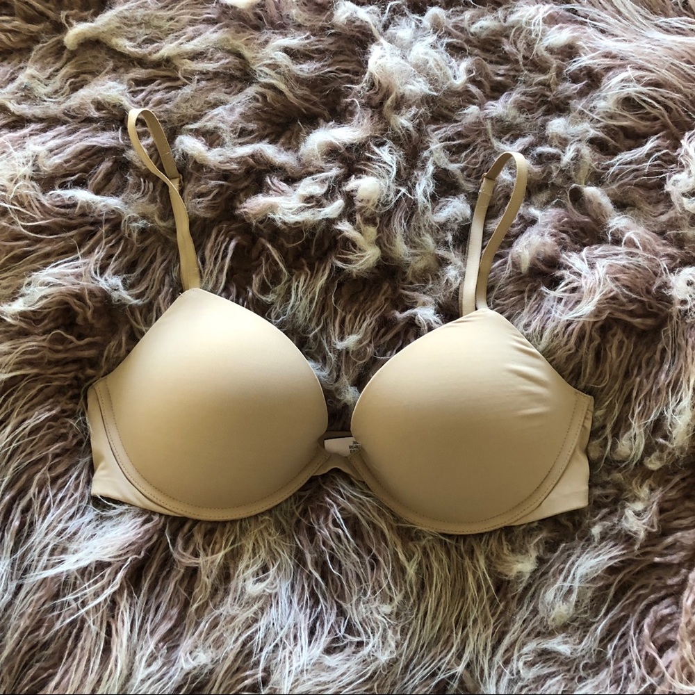 Victoria’s Secret - Nude Padded Plunge Push-Up